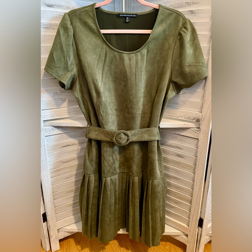 Olive Faux Suede Belted Dress XL Pleated Drop Waist Puff Sleeve Retro Chic